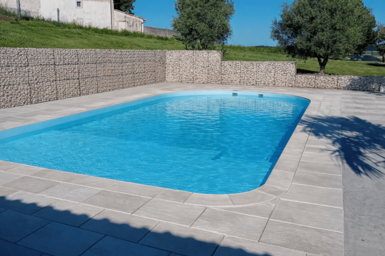piscine après rénovation