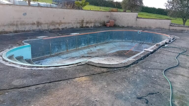 piscine avant rénovation